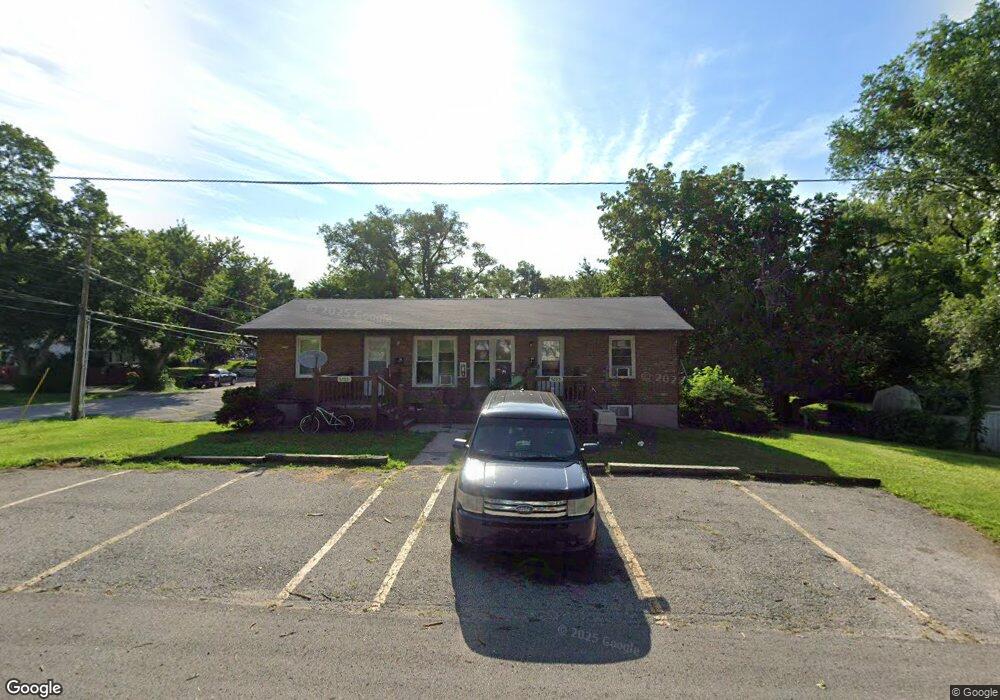 5705 Reeder St, Shawnee, KS 66203 - photo 1