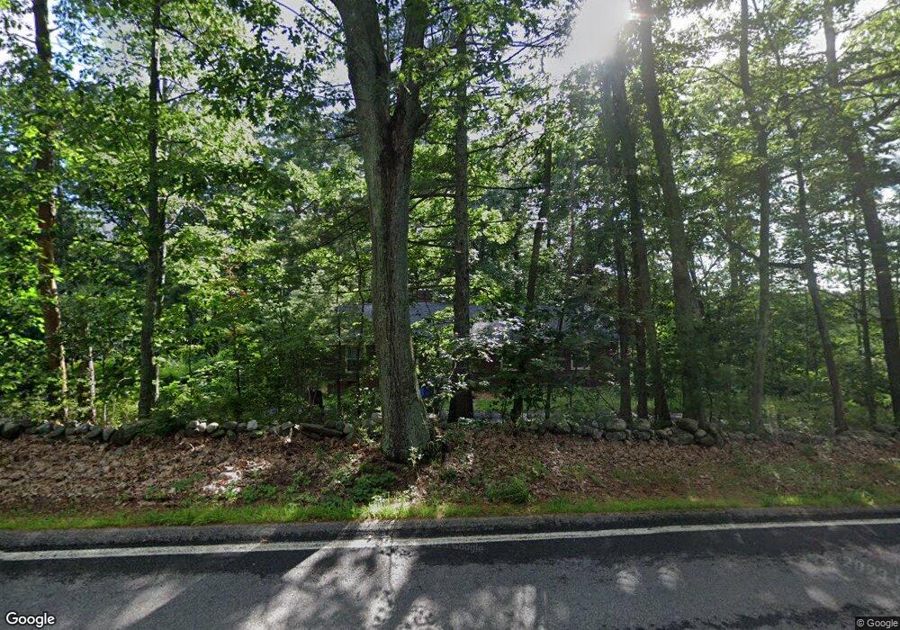 55 Perkins Rd, Londonderry, NH 03053 - photo 1