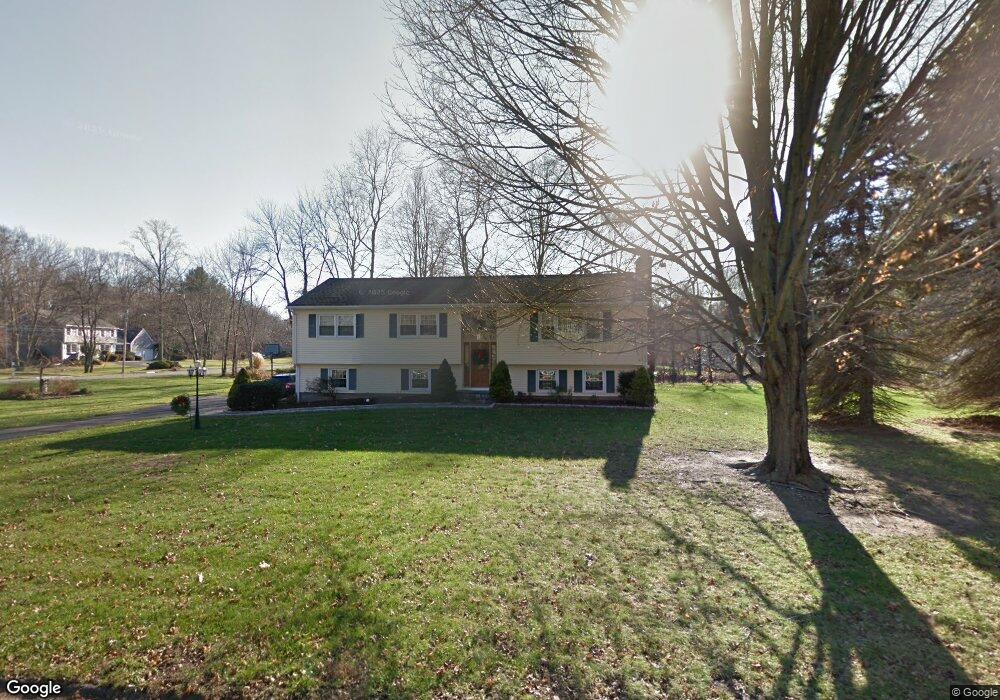 22 Carousel Dr, Trumbull, CT 06611 - photo 1