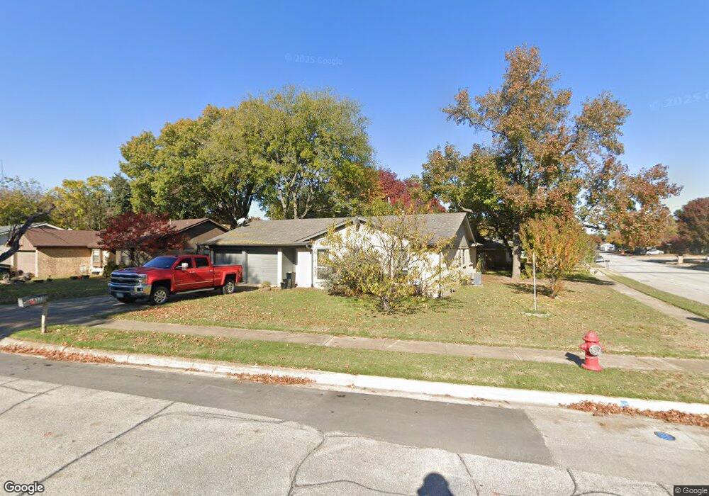 1817 Winchester Way, Bedford, TX 76022 - photo 1