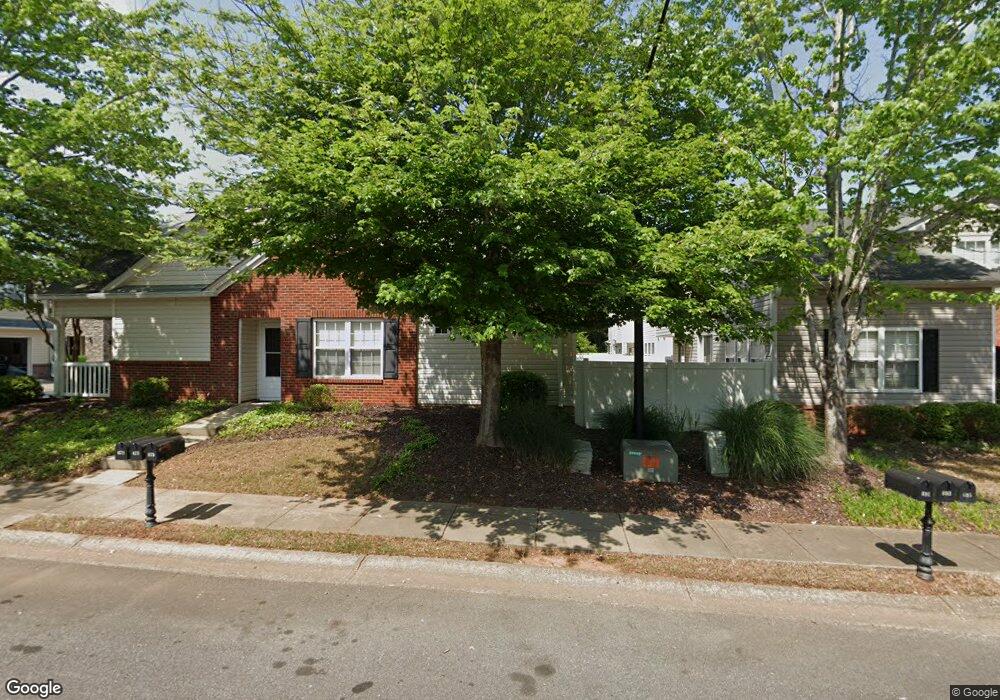 673 W Oaks Dr, Woodstock, GA 30188 - photo 1