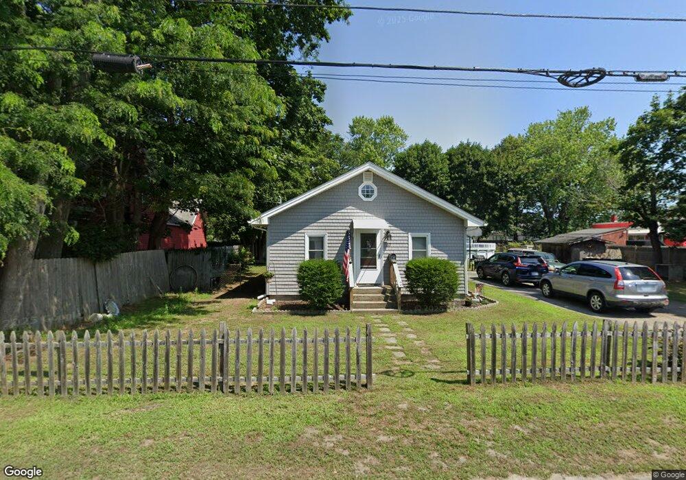 67 Wilson Ave, Warwick, RI 02889 - photo 1