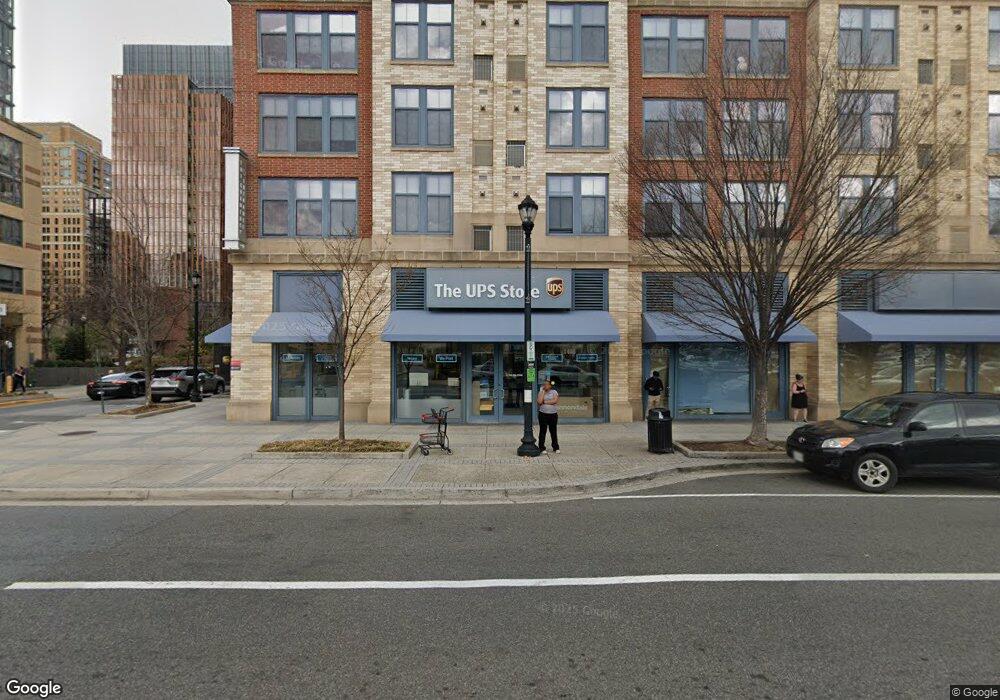 1405 S Fern St unit ID1047976P, Arlington, VA 22202 - photo 1