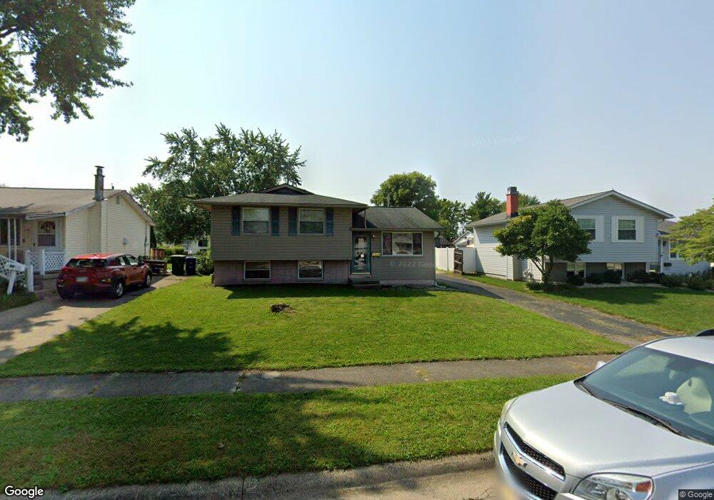1713 Brookfield Square N, Columbus, OH 43229 - photo 1