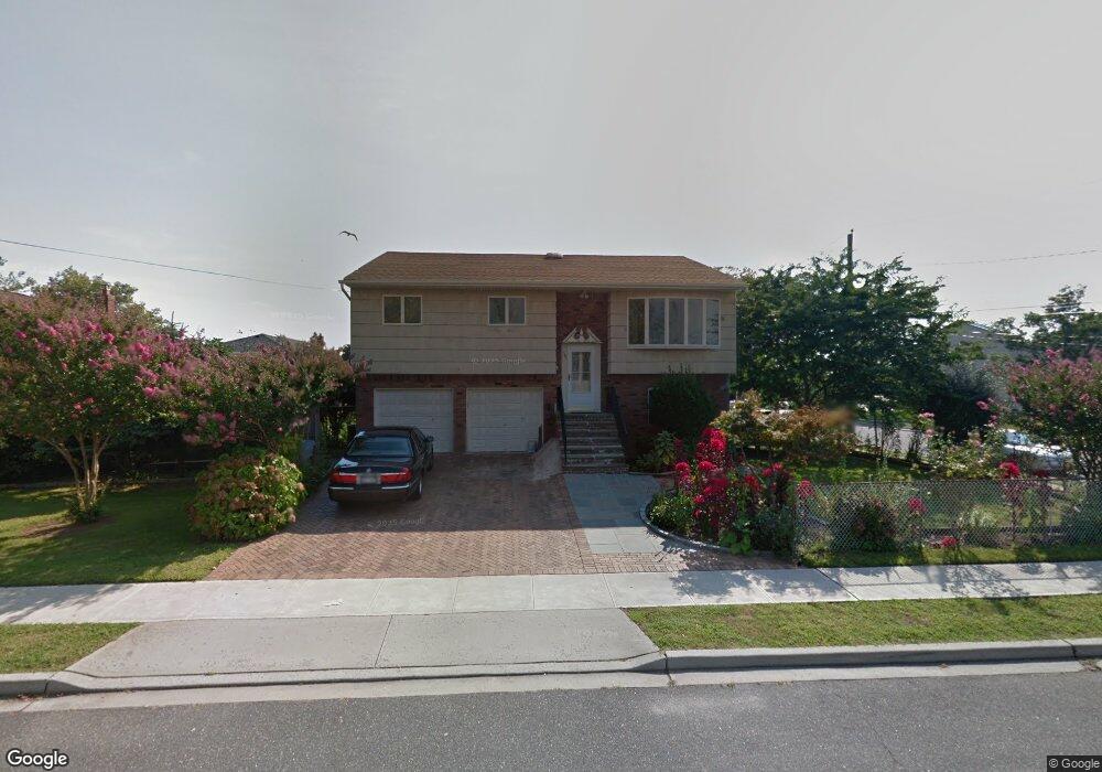 122 Saratoga Blvd, Island Park, NY 11558 - photo 1