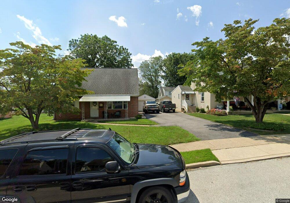 322 Woodlyn Cir, Woodlyn, PA 19094 - photo 1