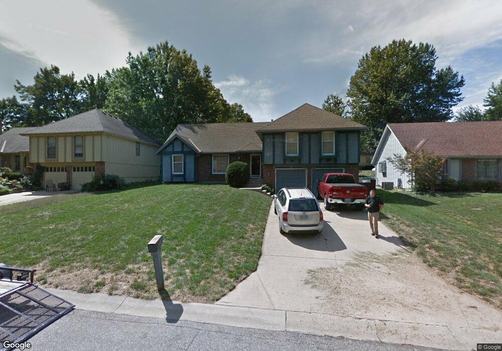 10116 Halsey St, Lenexa, KS 66215 - photo 1