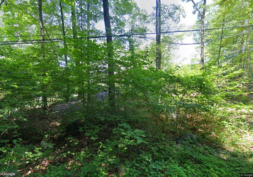 49 Whortleberry Rd, Redding, CT 06896 - photo 1