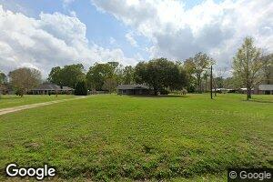 17308 Choctaw Dr, Tickfaw, LA 70466
