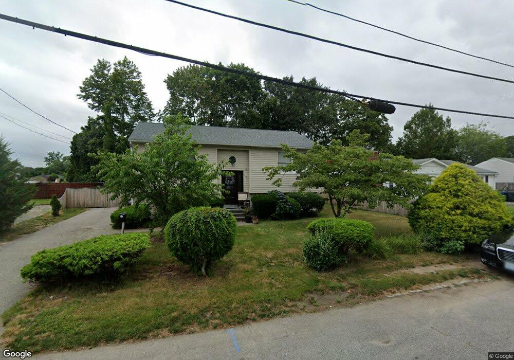 63 Relph St, Warwick, RI 02888 - photo 1