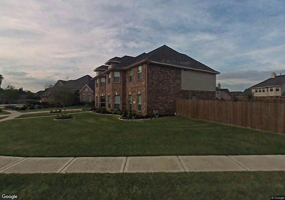 500 Falcon Lake Dr, Friendswood, TX 77546 - photo 1