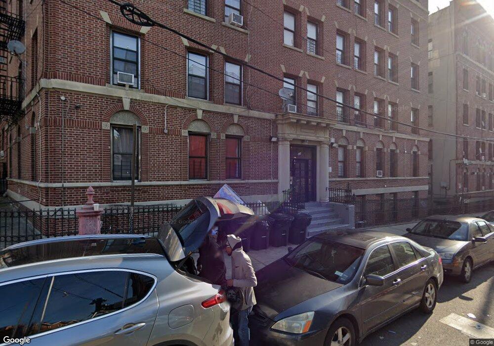 301 E 193rd St unit 9, Bronx, NY 10458 - photo 1