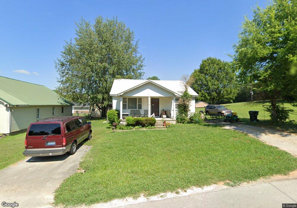 645 Colonette Dr, Hopkinsville, KY 42240 - photo 1