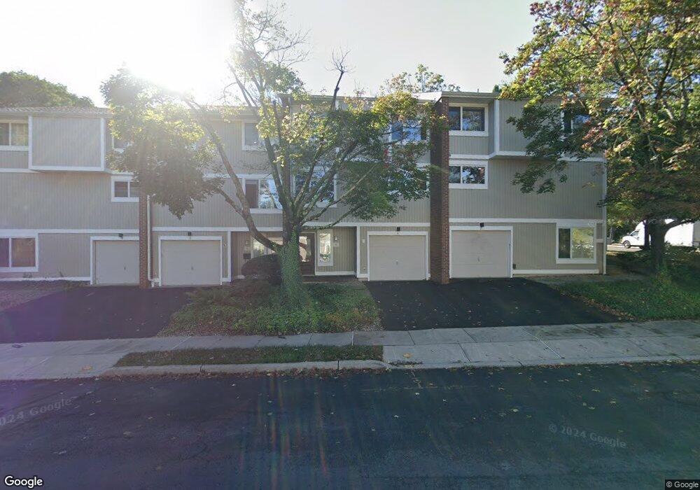 4 Mershon Dr, Princeton, NJ 08540 - photo 1