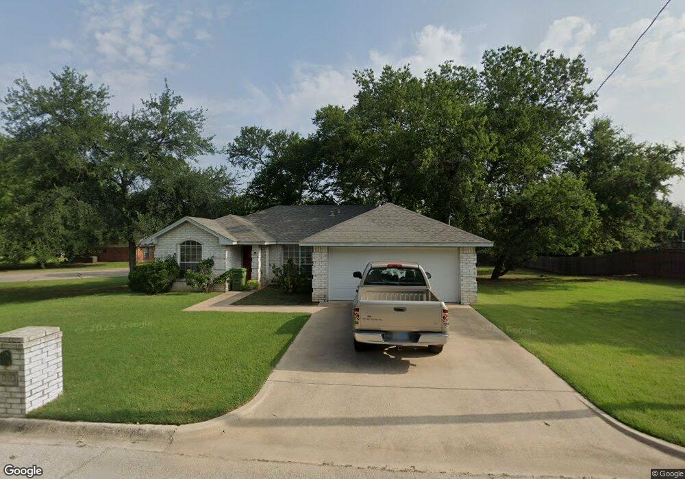 303 Huggins Dr, Springtown, TX 76082 - photo 1