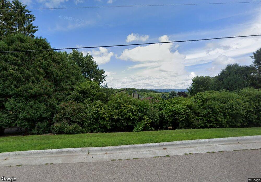 714 N 4th St, La Crescent, MN 55947 - photo 1