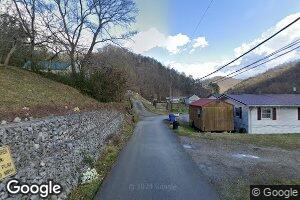174 Magnolia St, Mc Dowell, KY 41647