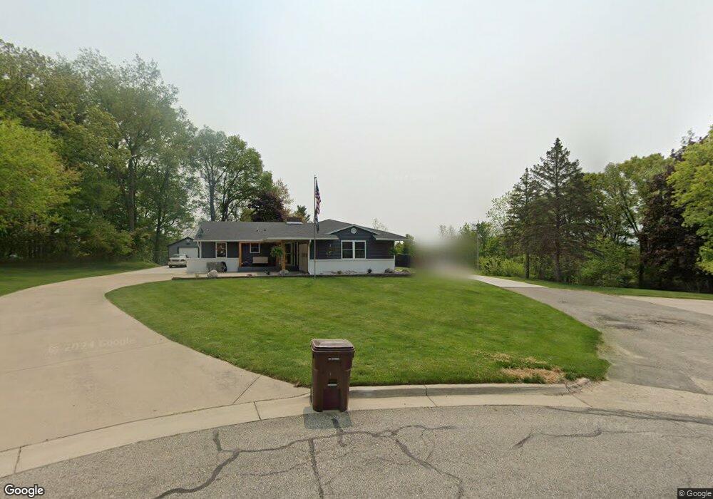 275 Ridgewood Ct, Ionia, MI 48846 - photo 1