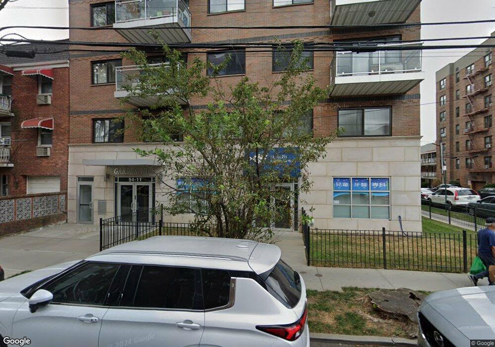 94-11 65th Rd unit 6C, Rego Park, NY 11374 - photo 1