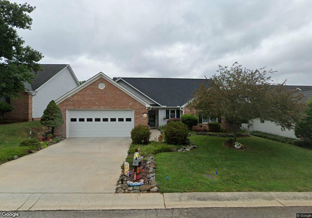 913 Hidden Creek Cir, Salisbury, NC 28147 - photo 1