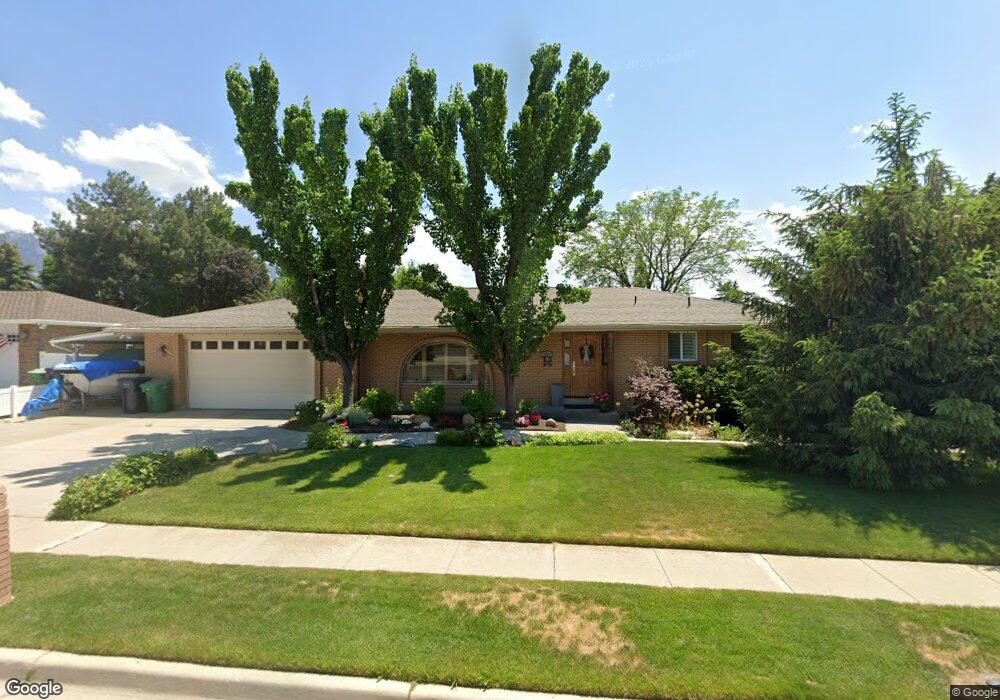 1954 Brady Creek Dr, Sandy, UT 84093 - photo 1