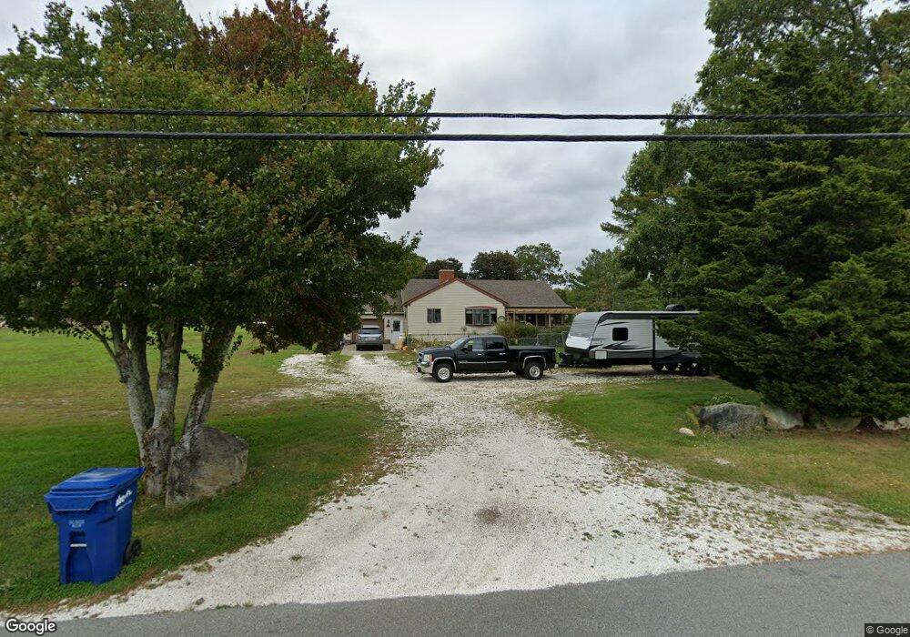 152 Acushnet Rd, Mattapoisett, MA 02739 - photo 1