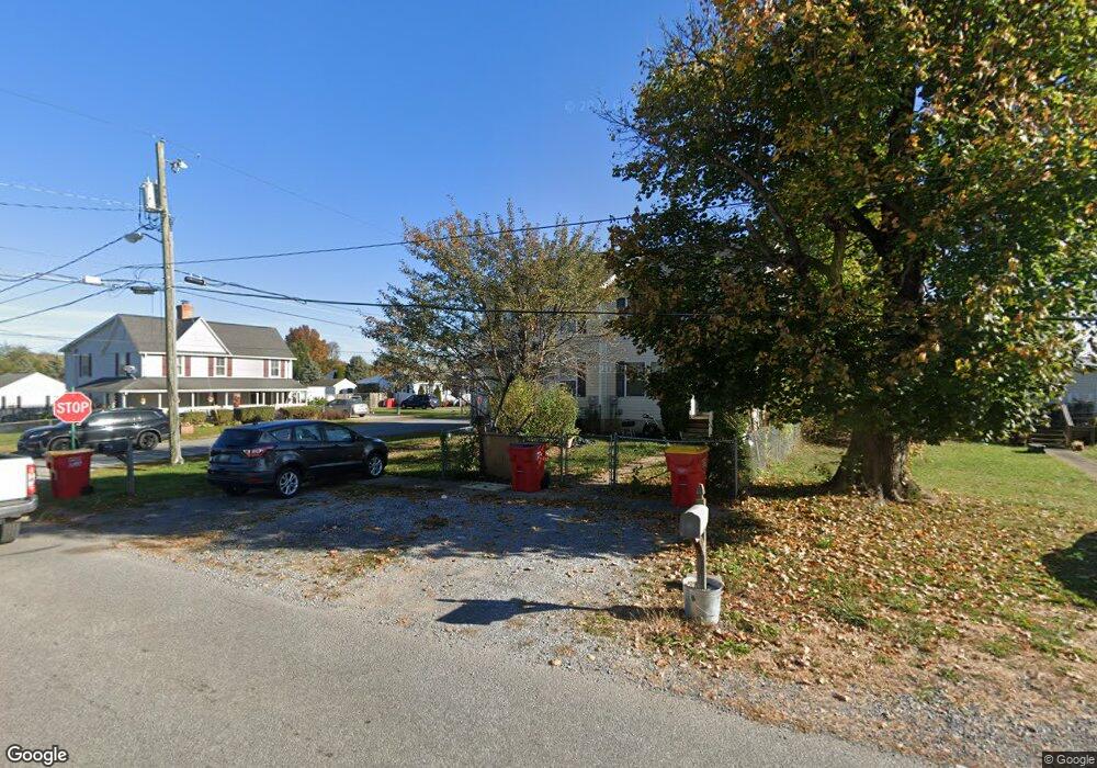 112 E Reymann St, Ranson, WV 25438 - photo 1