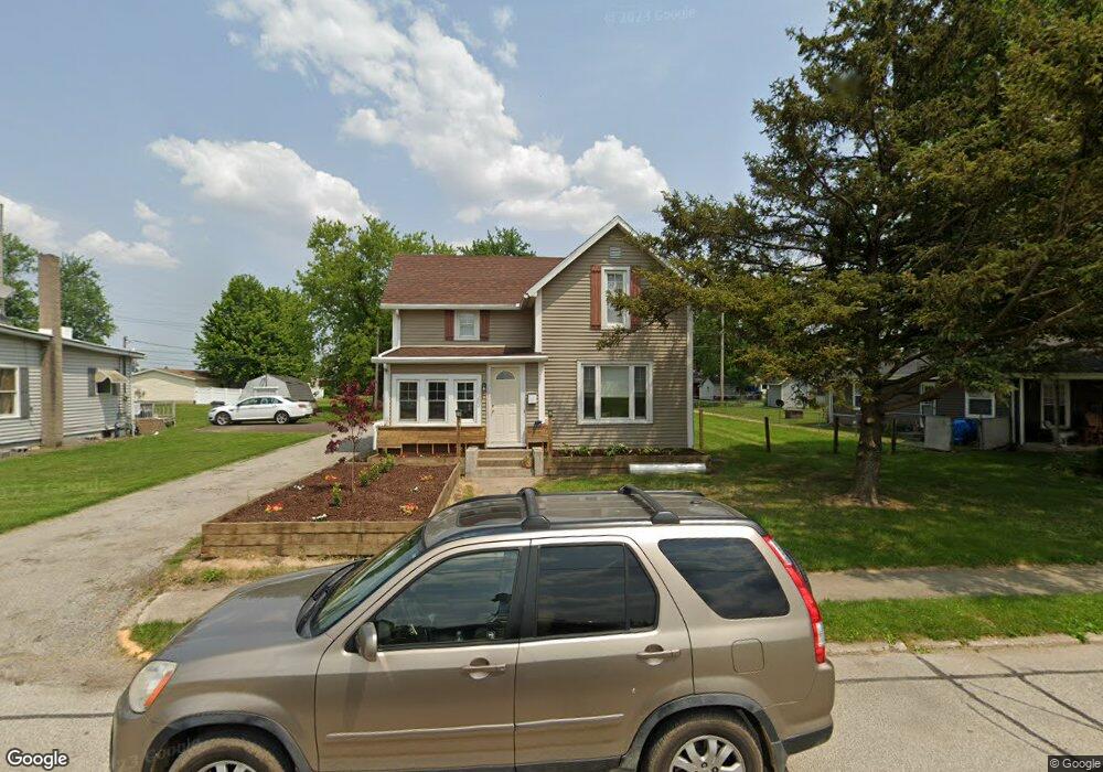 551 S Elm St, Nappanee, IN 46550 - photo 1