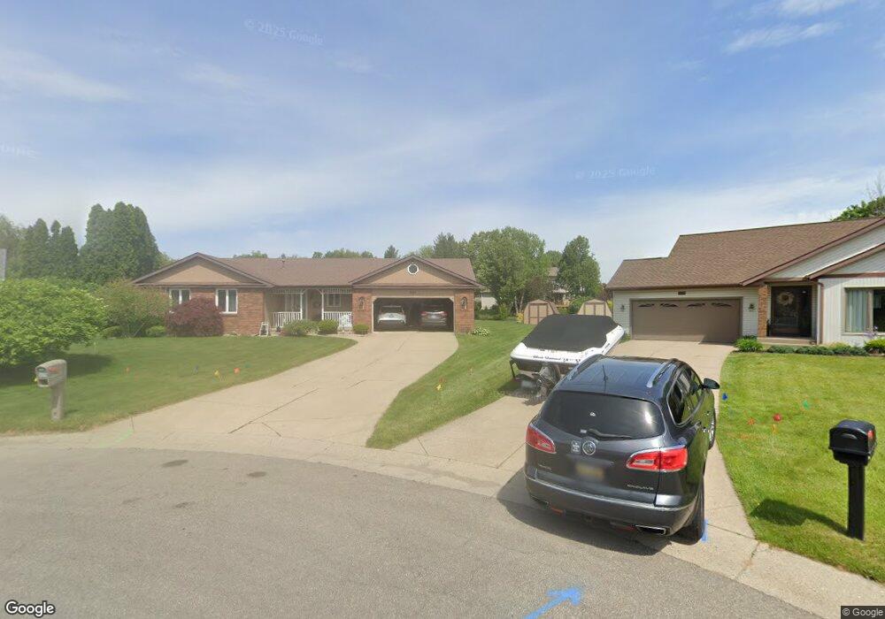 927 W Crownpointe Ct SW, Byron Center, MI 49315 - photo 1