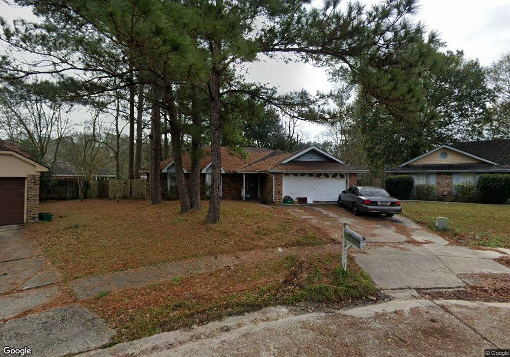 702 S Lake Washington Ct, Slidell, LA 70461 - photo 1