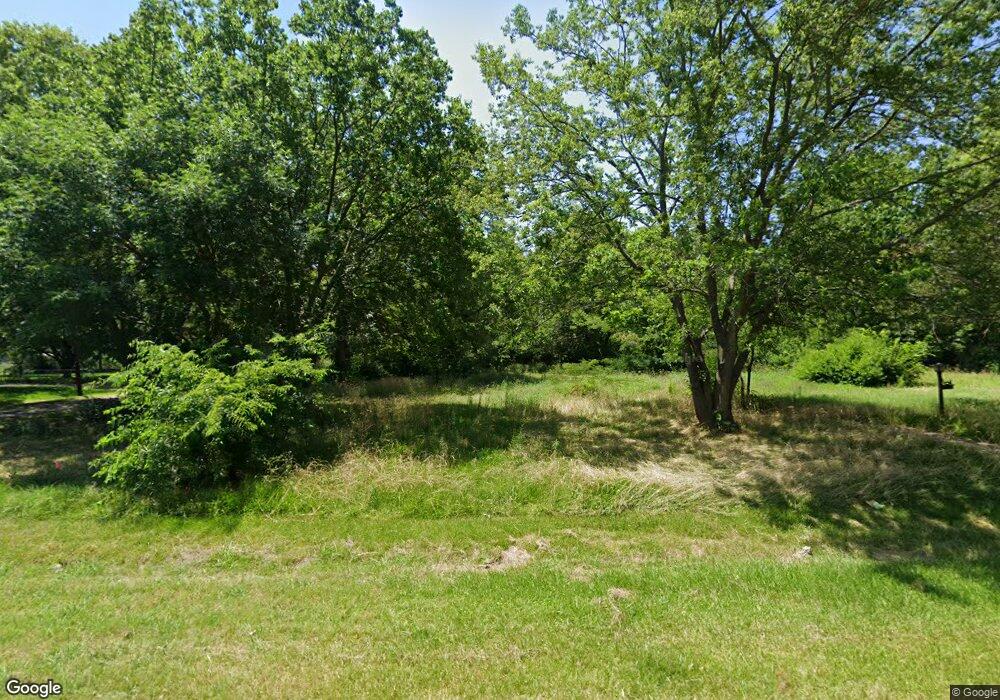 302 Arledge St, Bonham, TX 75418 - photo 1