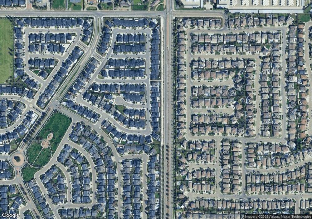 3330 N Clover Ave, Fresno, CA 93727 - photo 1