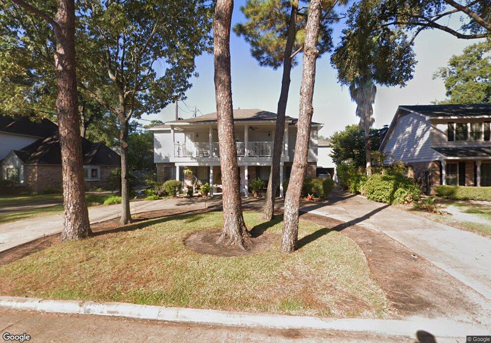 855 Glenchester St, Houston, TX 77079 - photo 1