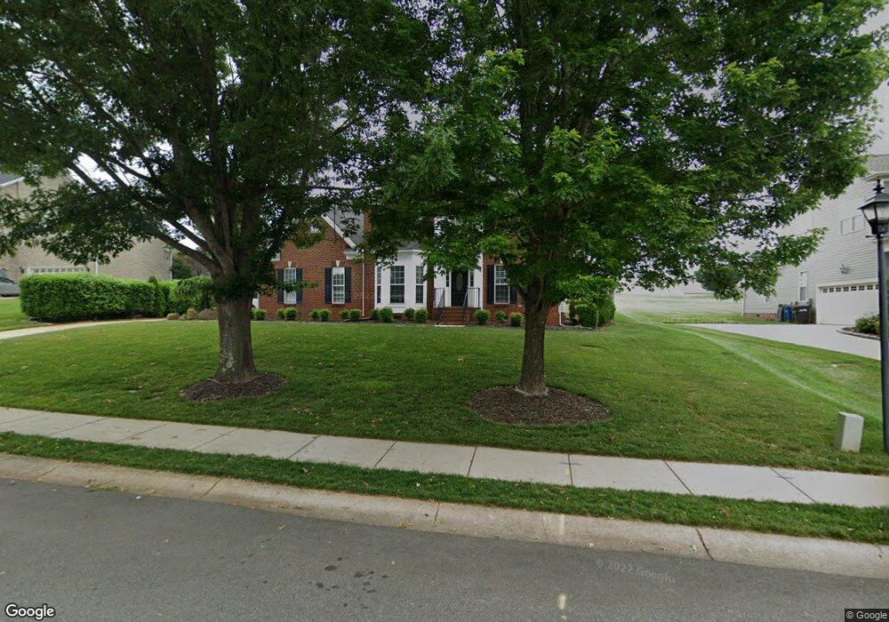 113 Fox Den Cir, Statesville, NC 28677 - photo 1