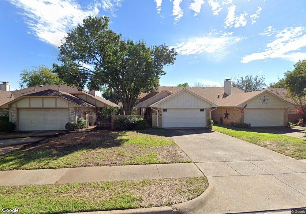 105 Mountain View Dr, Bedford, TX 76021 - photo 1