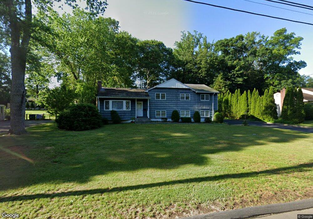 137 Berrian Rd, Stamford, CT 06905 - photo 1
