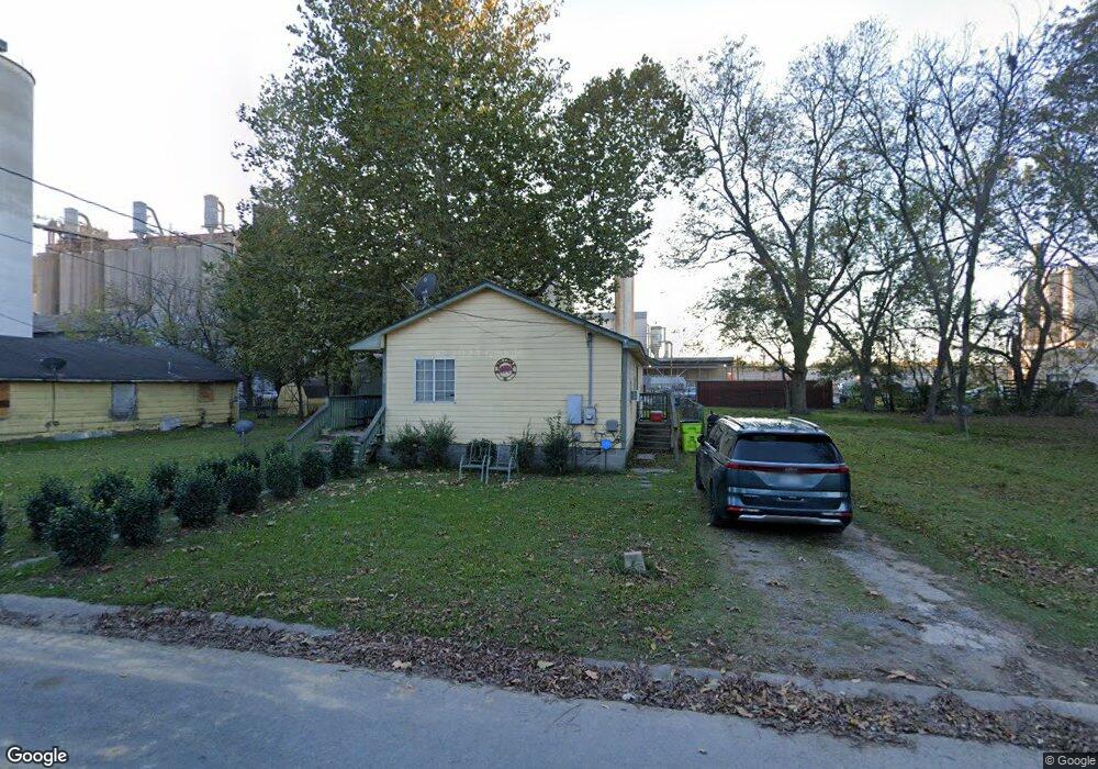 511 N Wood St, Stuttgart, AR 72160 - photo 1