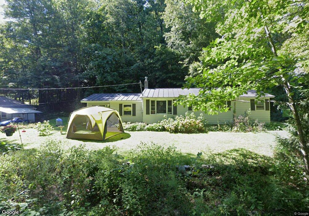 434 Rustic Rd, White River Junction, VT 05001 - photo 1