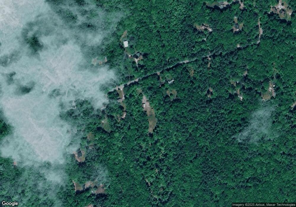 512 Barnard Hill Rd, Weare, NH 03281 - photo 1