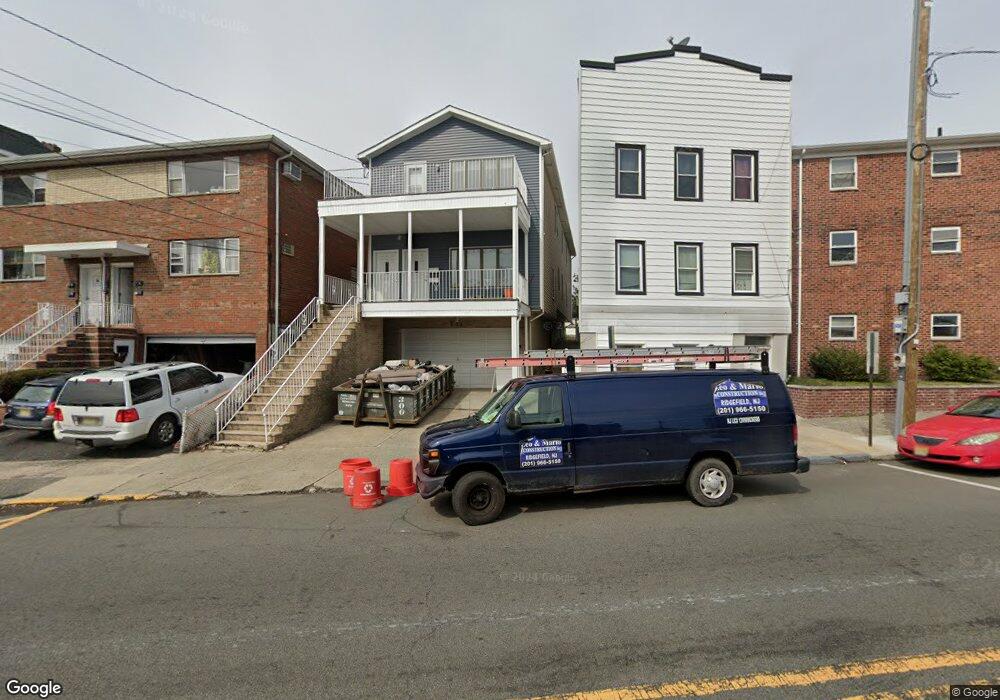 205 Palisade Ave unit 2nd Fl., Cliffside Park, NJ 07010 - photo 1