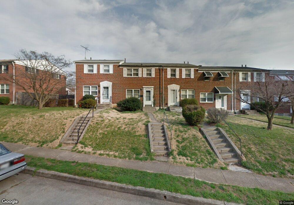 675 S Wickham Rd, Baltimore, MD 21229 - photo 1