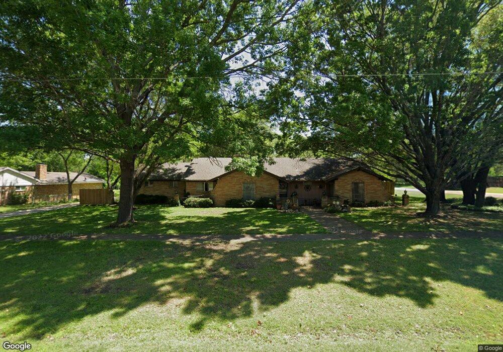 701 E Waco St, Ennis, TX 75119 - photo 1