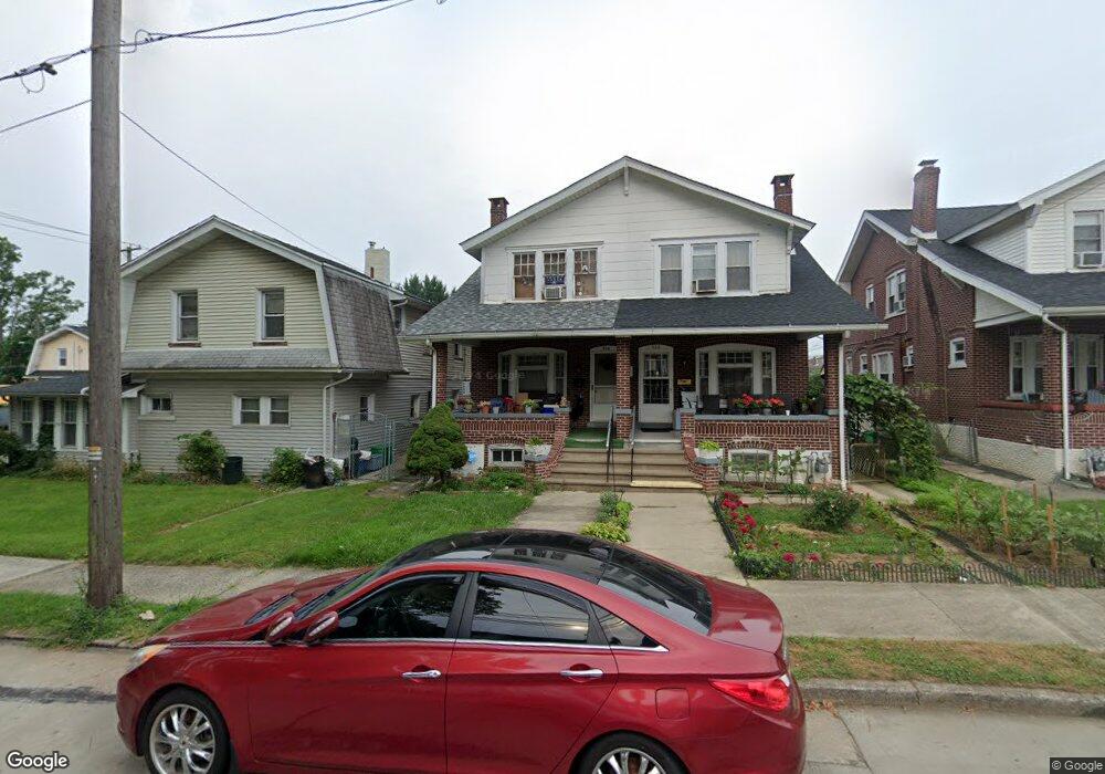 906 Sherman St, Allentown, PA 18109 - photo 1