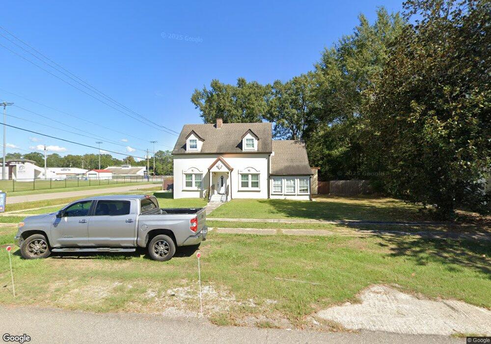 518 Fifth Ave, Picayune, MS 39466 - photo 1