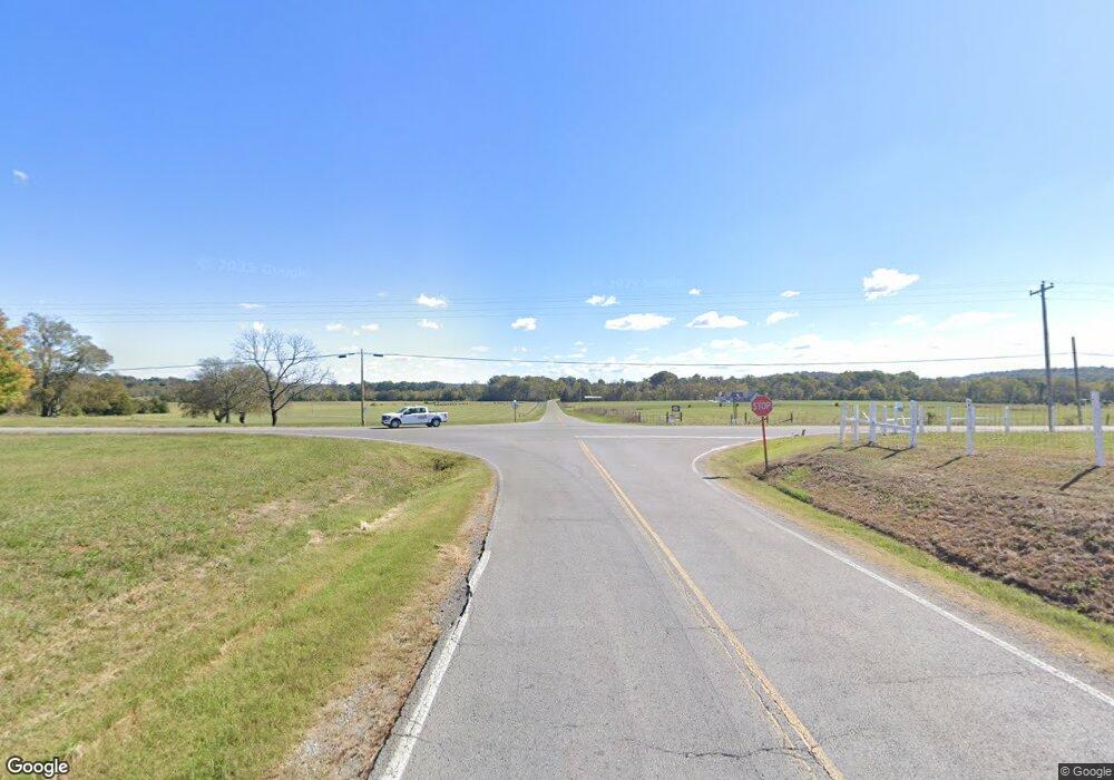 109 Snell Rd, Shelbyville, TN 37160 - photo 1