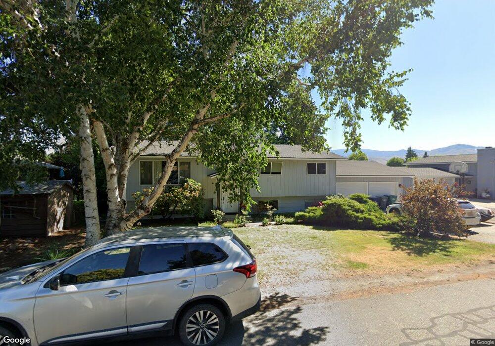 720 14th St NE, East Wenatchee, WA 98802 - photo 1