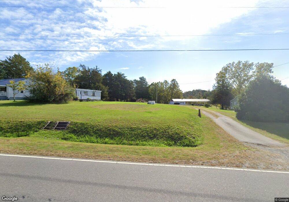 4788 Chatham Rd, Martinsville, VA 24112 - photo 1