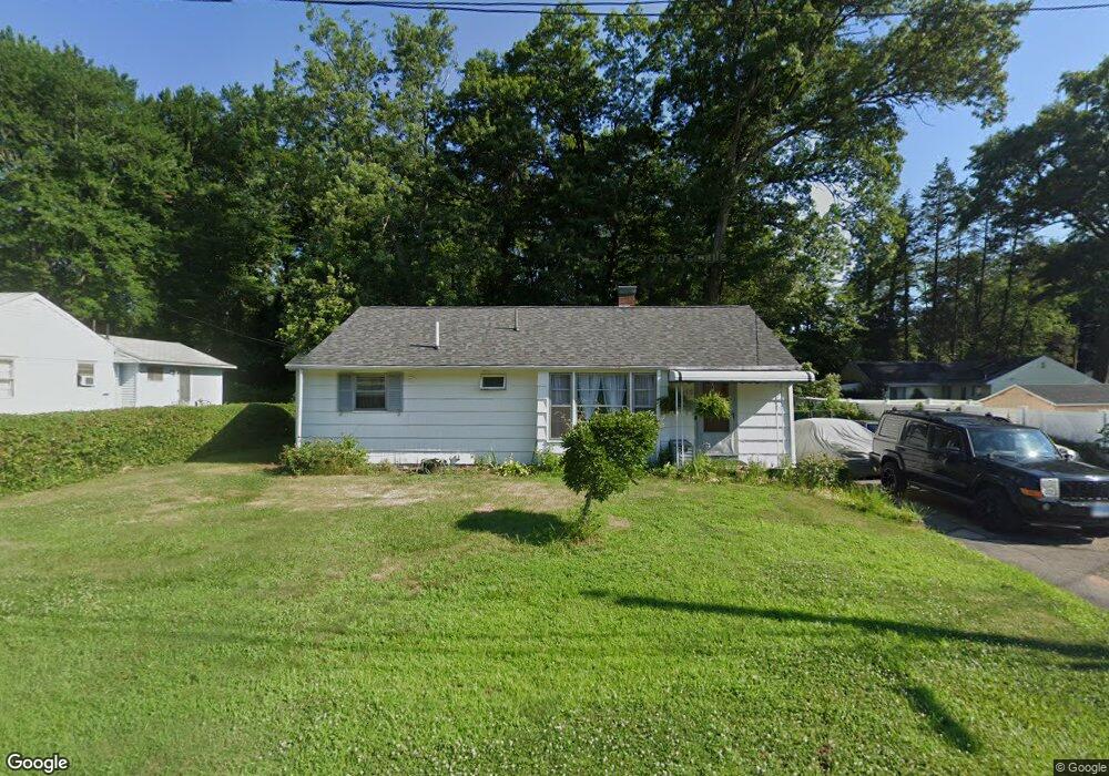 15 Beatrice Ave, Bloomfield, CT 06002 - photo 1