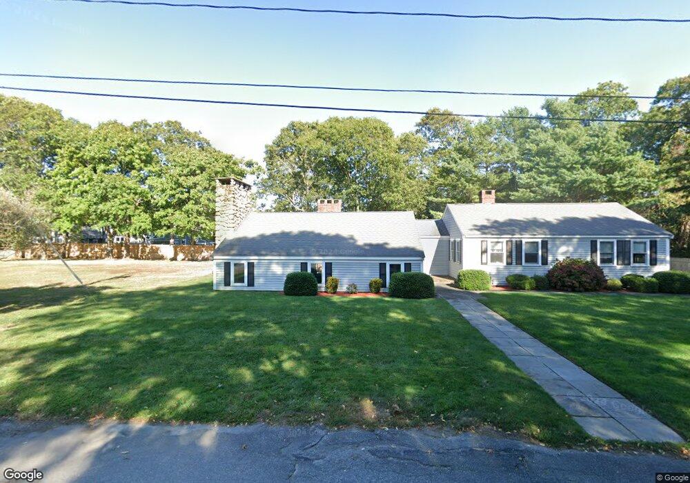 86 Kennedy Cir, Hyannis, MA 02601 - photo 1