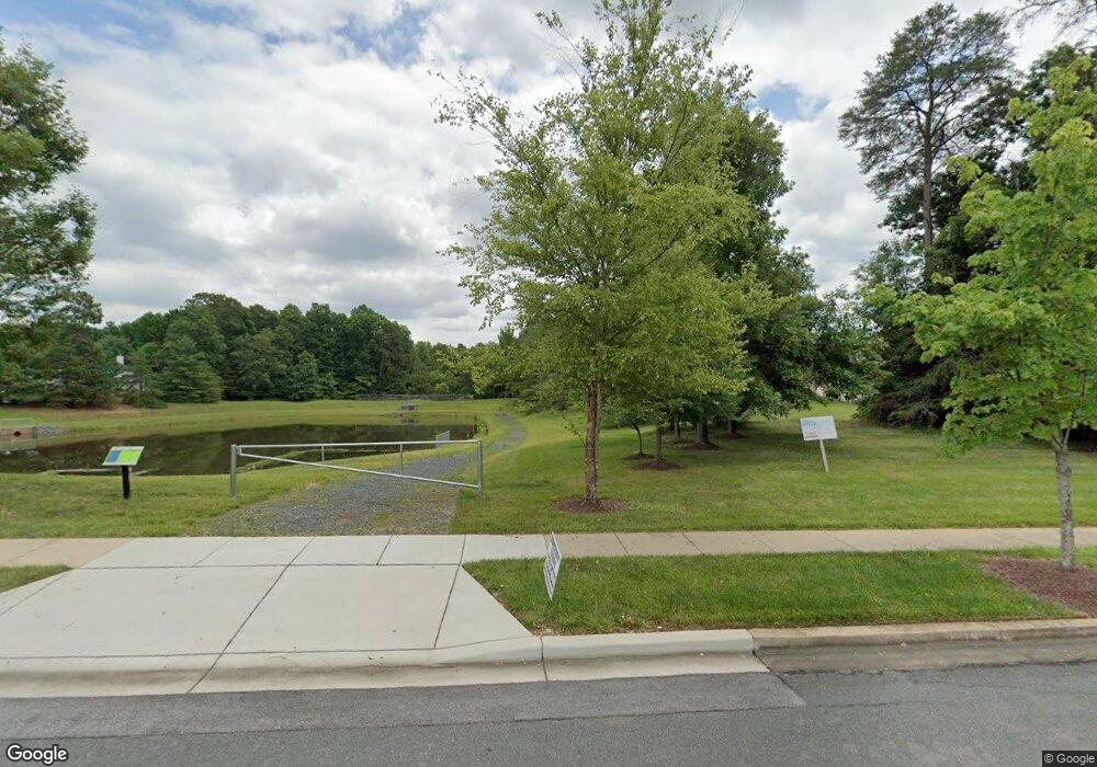 5707 Forbes Blvd, Lanham, MD 20706 - photo 1